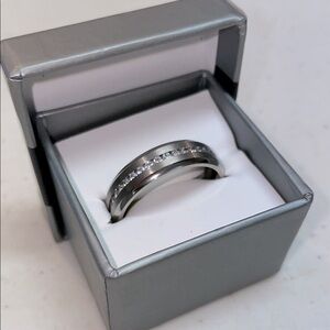 Metal Masters Titanium Men's Ring with Crystal Accents
